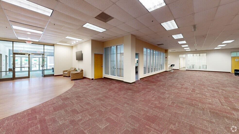 More Photos Of 4800-4850 E Street Rd, Trevose Office For Lease