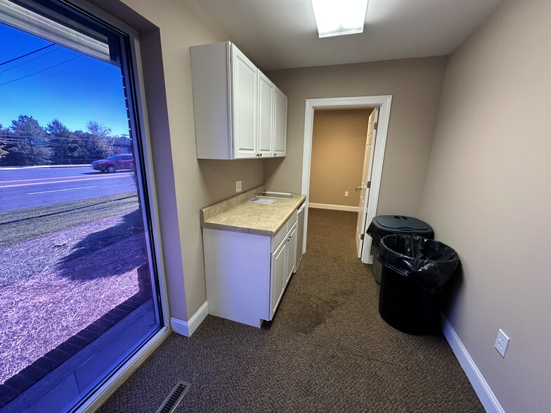 More Photos Of 1714 Dale Earnhardt Blvd, Kannapolis Office For Sale