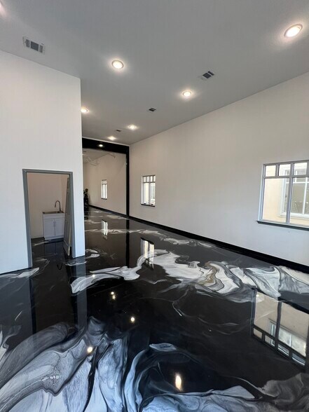 More Photos Of 6513 Chase Oaks Blvd, Plano Medical For Sale
