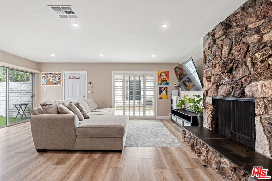 More Photos Of 5044 W Slauson Ave, Los Angeles Apartments For Sale