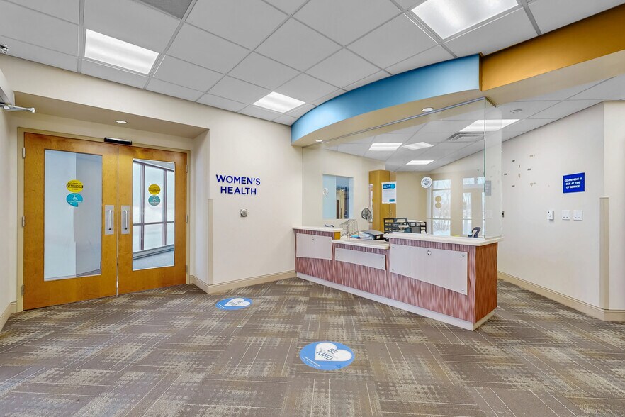 More Photos Of 4170 Pennsylvania Ave, Dubuque Office For Lease