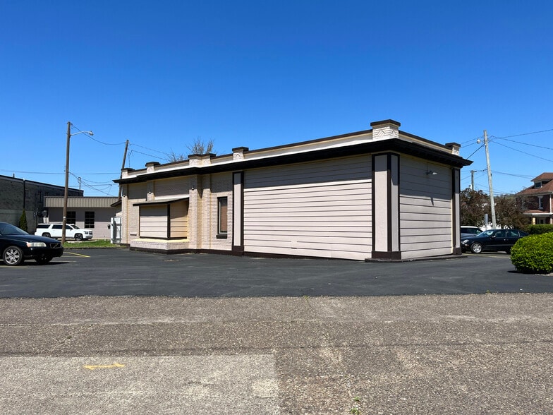 More Photos Of 350 5th Ave, Huntington Medical For Sale