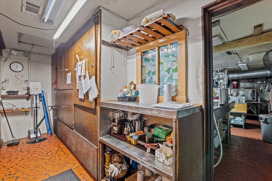 More Photos Of 3044 Deans Bridge Rd, Augusta Restaurant For Sale