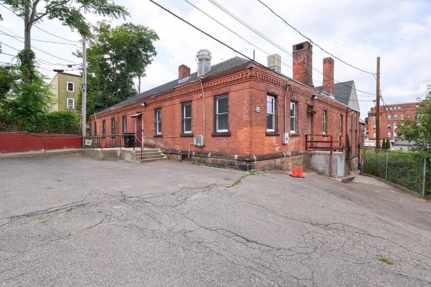 More Photos Of 829 Main St, Worcester Religious Facility For Sale