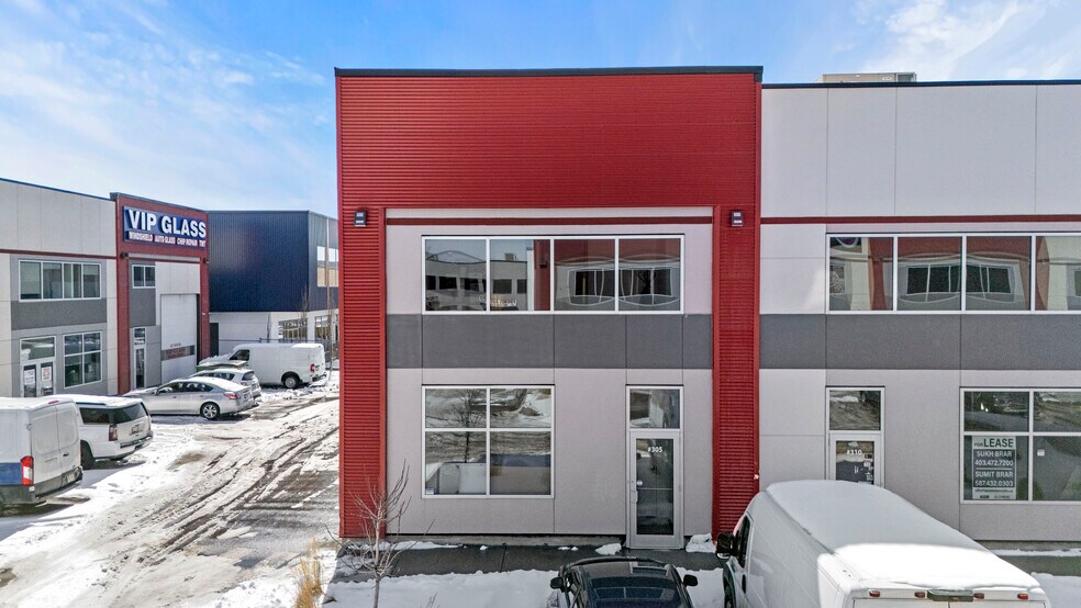 More Photos Of 10960 42 St NE, Calgary Storefront For Sale