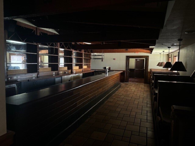 More Photos Of 5001 Town Center Dr, Leawood Restaurant For Sale