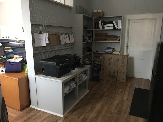 More Photos Of 231 W Market St, Anderson Warehouse For Lease