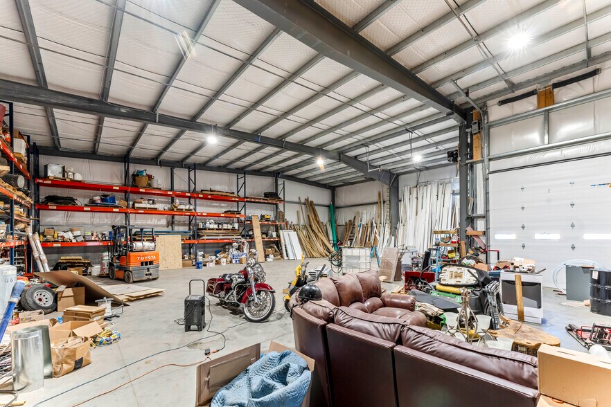 More Photos Of 935 W Cypress St, Kennett Square Flex For Sale