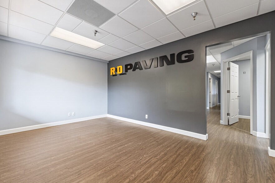 More Photos Of 400 Executive Center Dr, West Palm Beach Medical For Sale