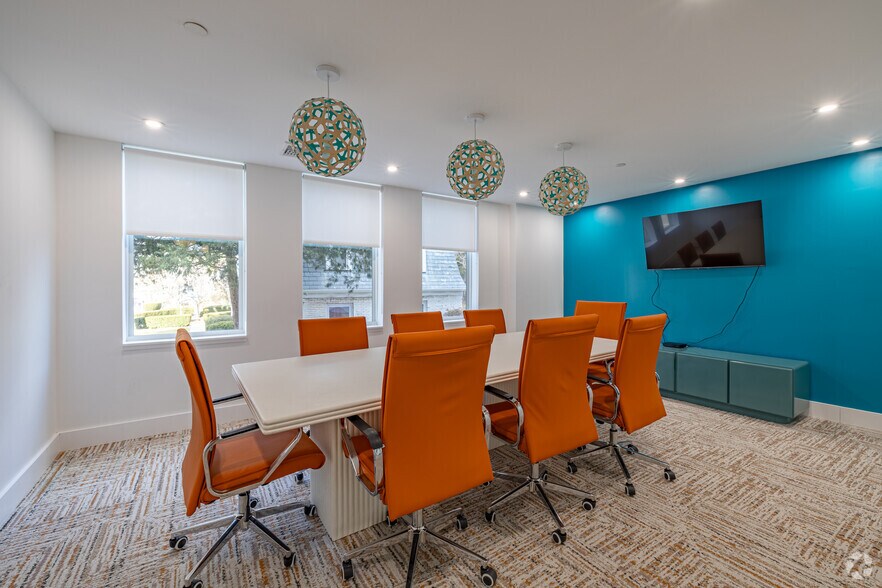 More Photos Of 475 Main St, Orange Apartments For Lease