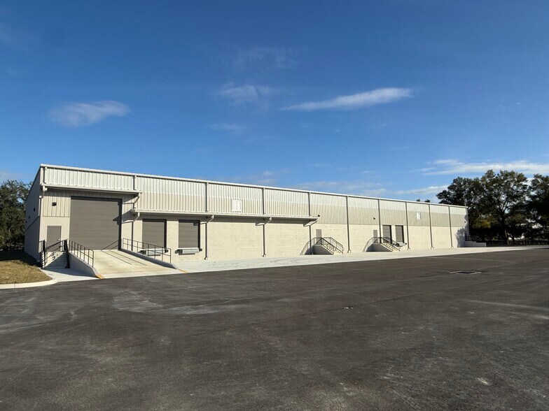 Primary Photo Of 5435 SW 6th Pl, Ocala Warehouse For Lease