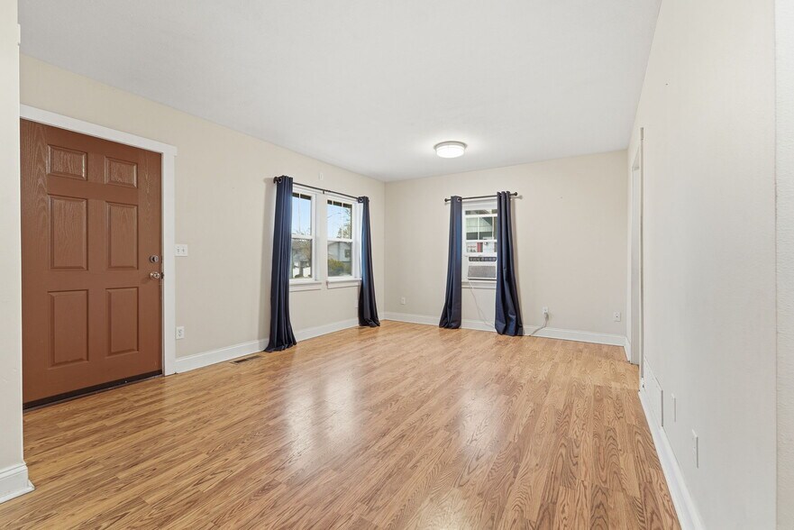 More Photos Of 3124 E 29th Ave, Spokane Office For Sale