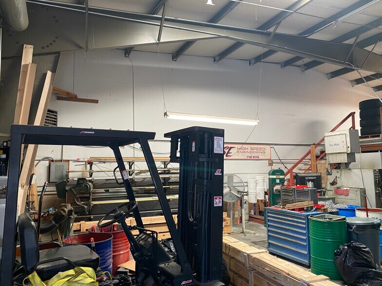 More Photos Of 19506 Industrial Dr, Sonora Warehouse For Sale