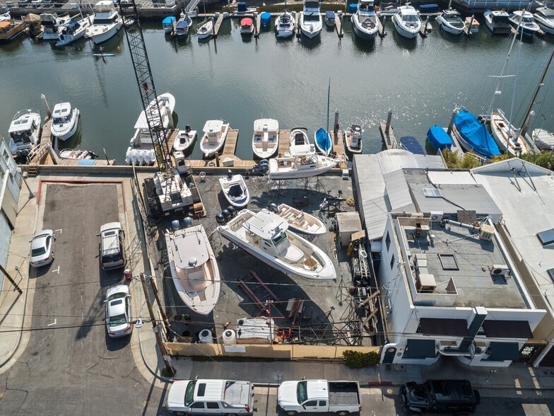 More Photos Of 2820 Lafayette Rd, Newport Beach Marina For Lease