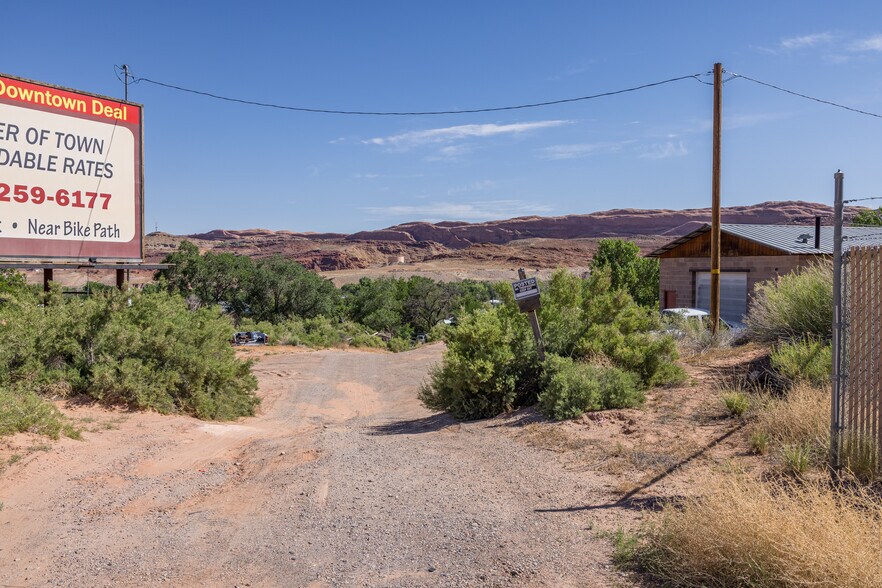 More Photos Of 1431 Arnel Ln, Moab Land For Sale