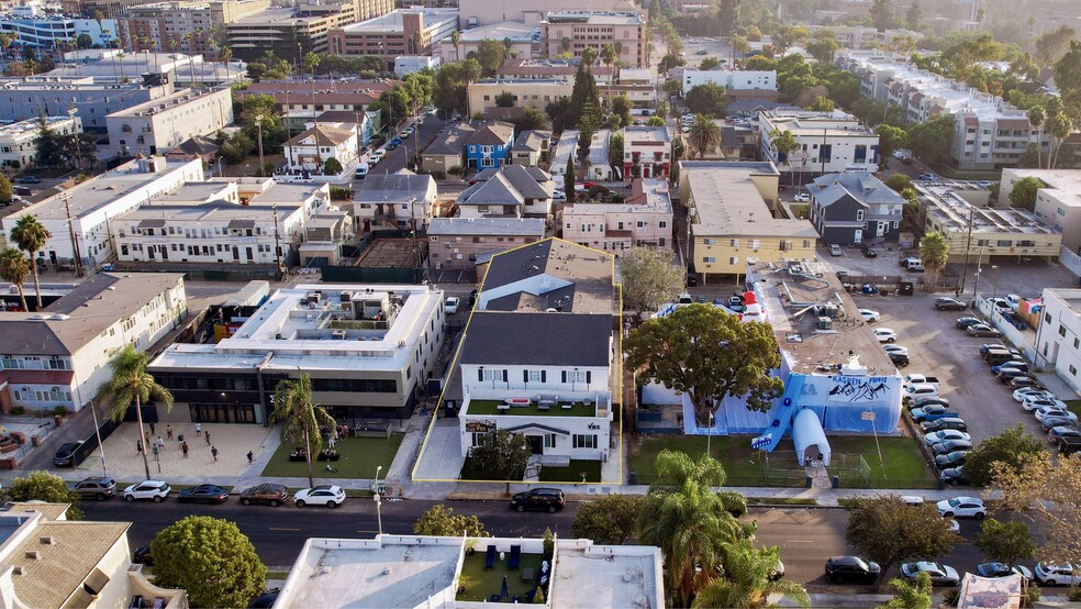 More Photos Of 668 W 28th St, Los Angeles Apartments For Sale