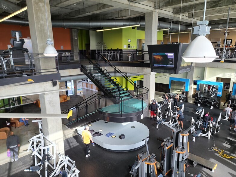 More Photos Of 119 Fairfield Ave, Bellevue Office For Lease