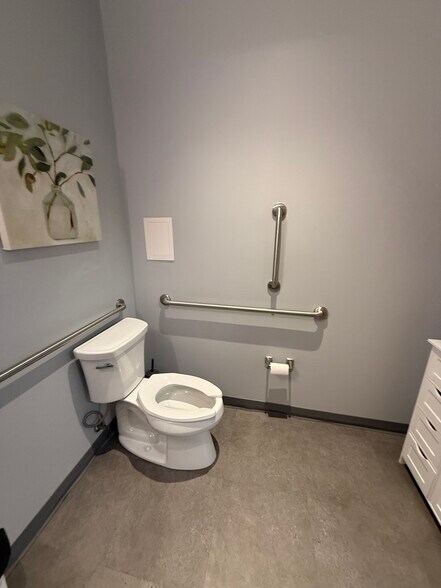 More Photos Of 2212 Murray Ave, Pittsburgh Office Residential For Lease