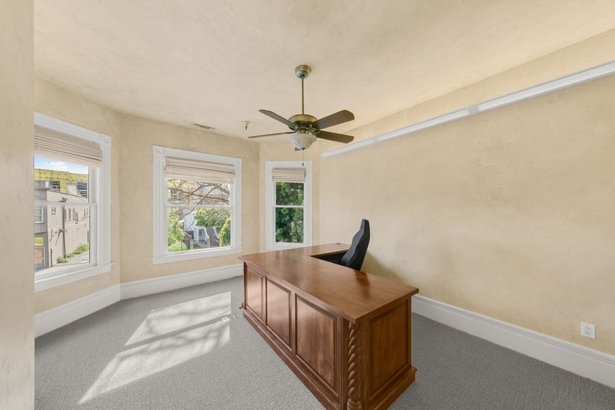 More Photos Of 1129 D St, Sacramento Office For Sale