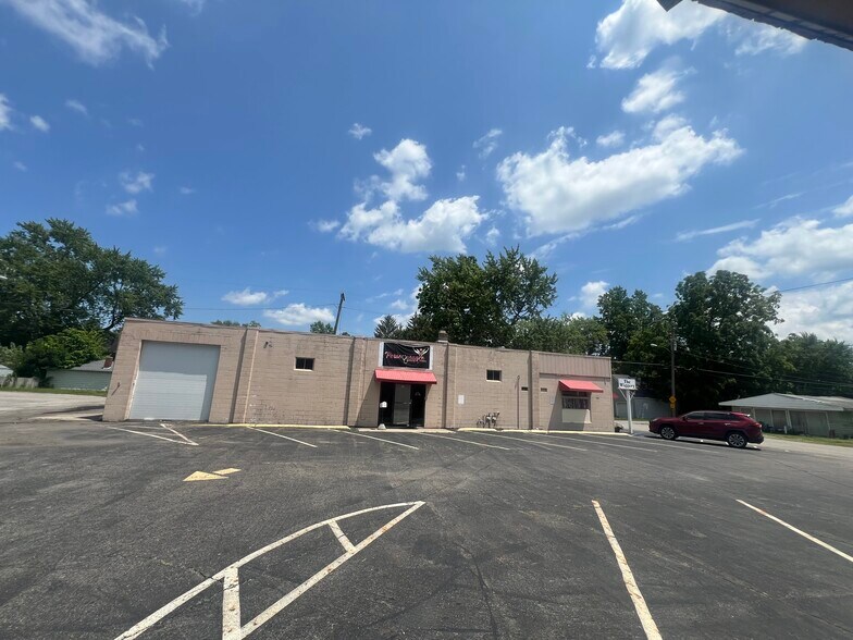 More Photos Of 2100 Broadway, Anderson Storefront For Sale