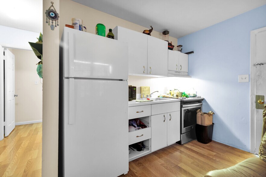 More Photos Of 912 Pohalski St, Key West Multifamily For Sale