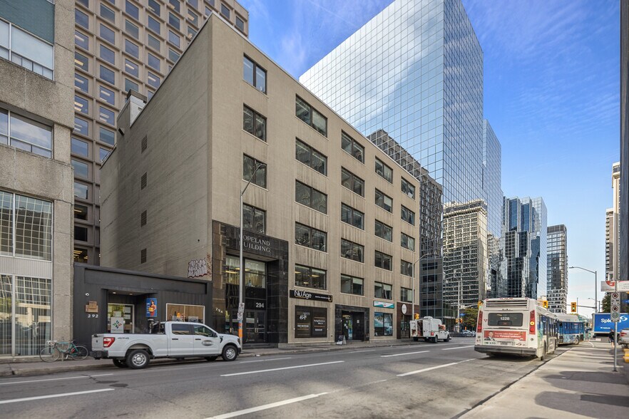 More Photos Of 294 Albert St, Ottawa Office For Lease