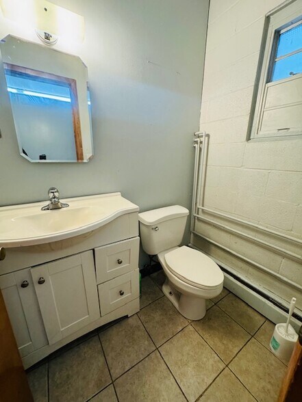 More Photos Of 135 Division St, North Tonawanda Office For Lease