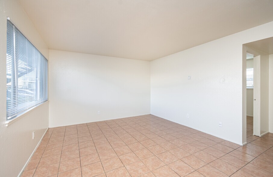 More Photos Of 1860 Ethan Way, Sacramento Apartments For Sale