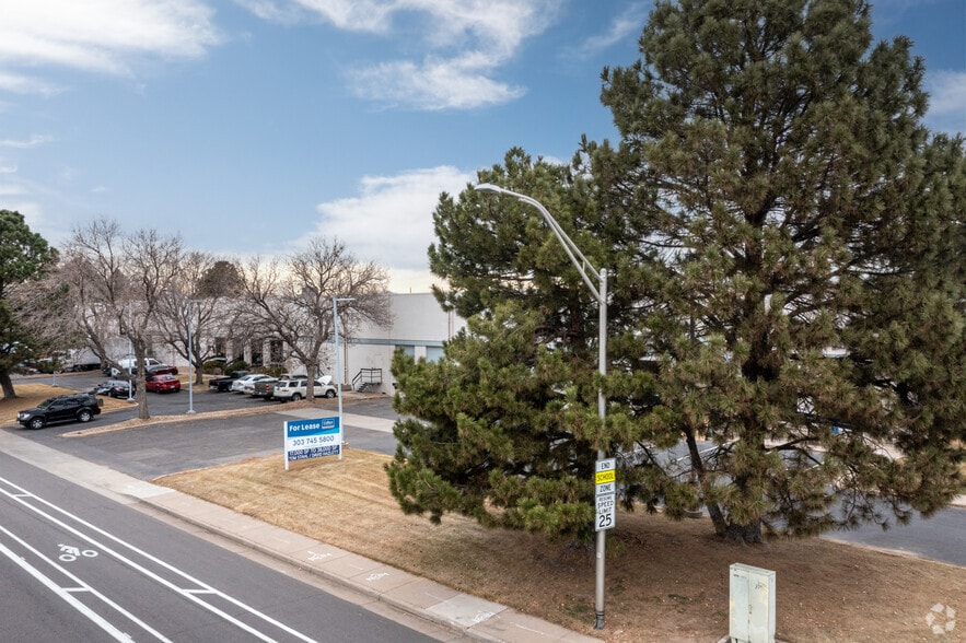 More Photos Of 11925-11945 E 49th Ave, Denver Distribution For Lease