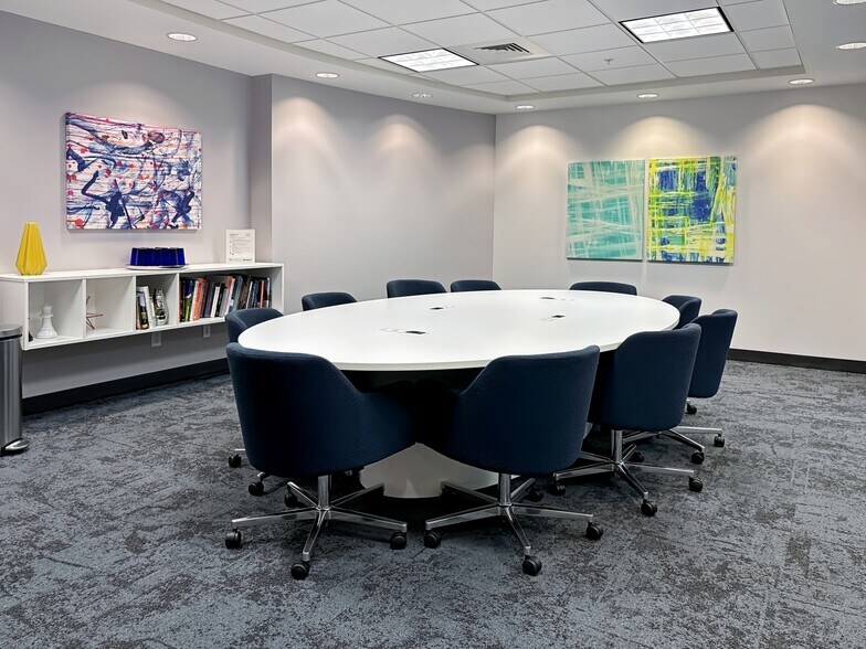 More Photos Of 2015 Ayrsley Town Blvd, Charlotte Coworking Space