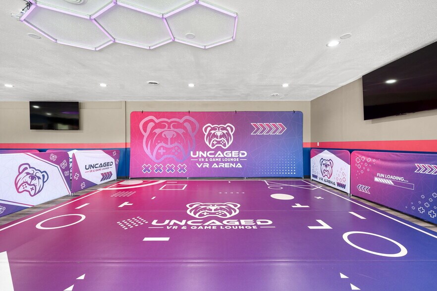 More Photos Of 303 NE Mineral Spring Rd, Owatonna General Retail For Sale