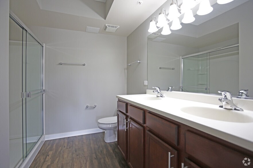 More Photos Of 1255 Town Center Rd, Vernon Hills Apartments For Lease