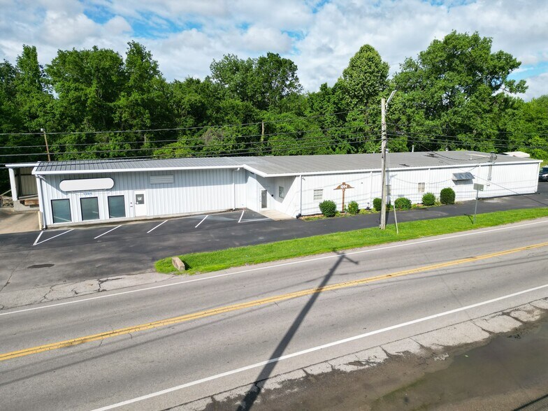 More Photos Of 1094 N Main St, Ashland City Light Manufacturing For Sale