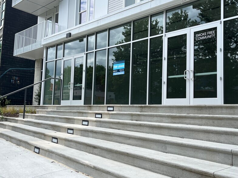 More Photos Of 872 Memorial Dr, Atlanta Apartments For Lease