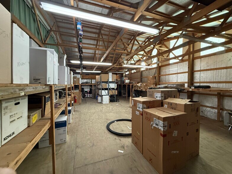 More Photos Of 534 Virginia Ave, Fairmont Freestanding For Sale