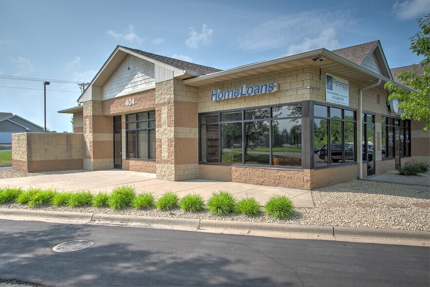 More Photos Of 404-536 Whiskey Rd NW, Isanti Storefront Retail Office For Sale
