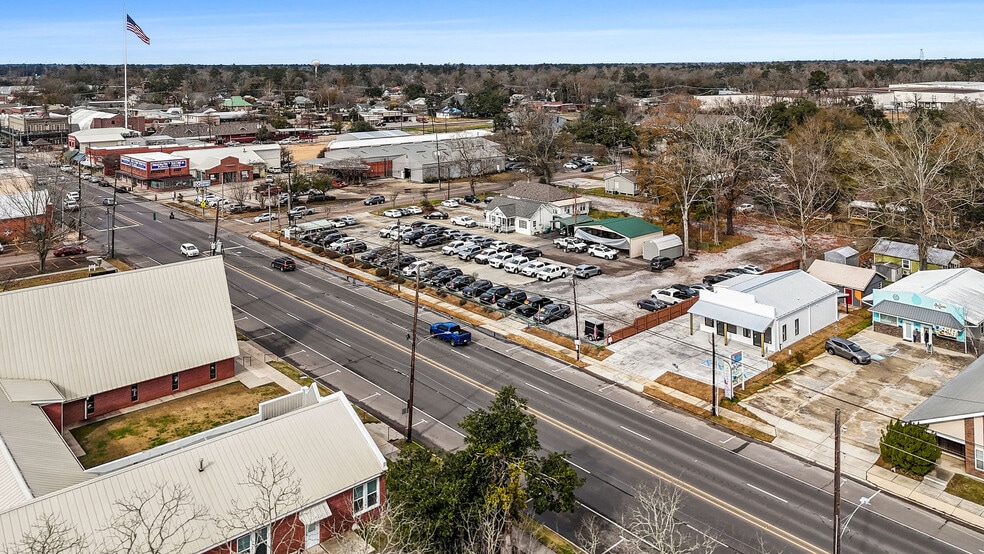 More Photos Of 276 E Pine St, Ponchatoula Office For Sale
