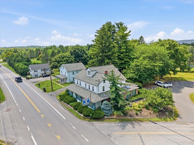 More Photos Of 402 W Moorestown Rd, Nazareth Medical For Sale