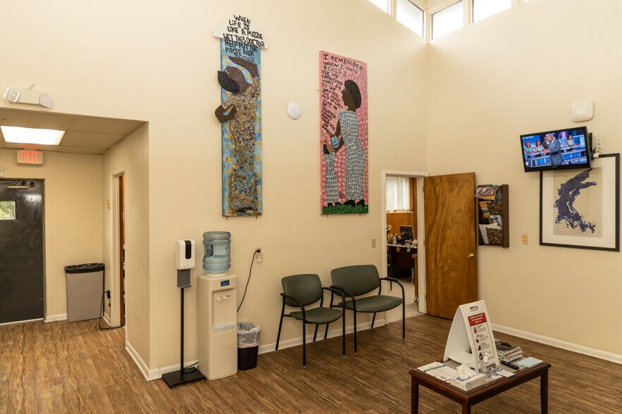 More Photos Of 1705 S Adams St, Tallahassee Medical For Sale