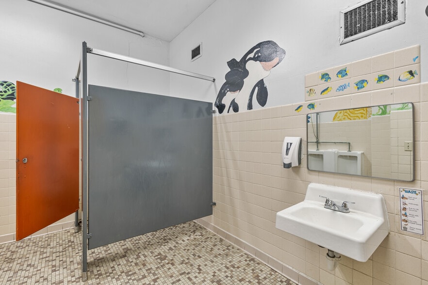 More Photos Of W11195 WI-127, Portage Schools For Sale