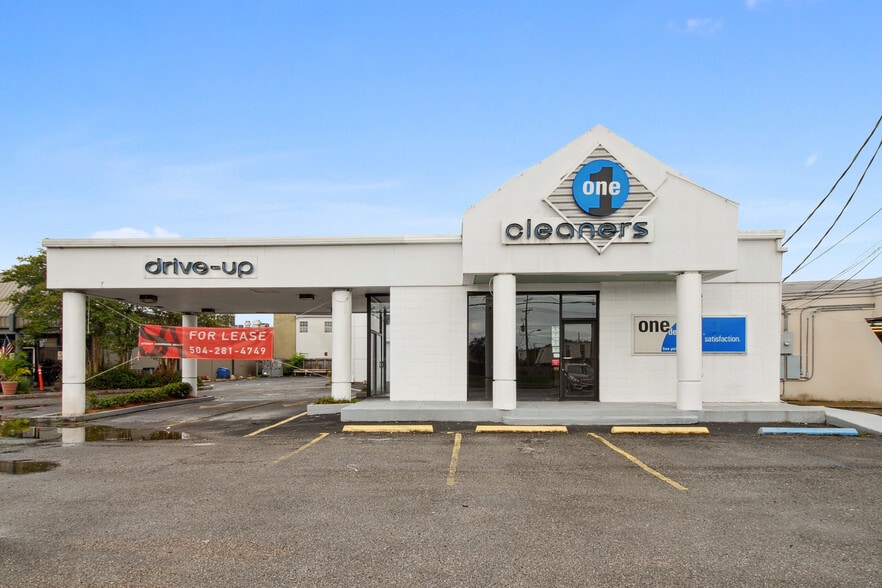 Primary Photo Of 5038 W Esplanade Ave, Metairie Freestanding For Lease