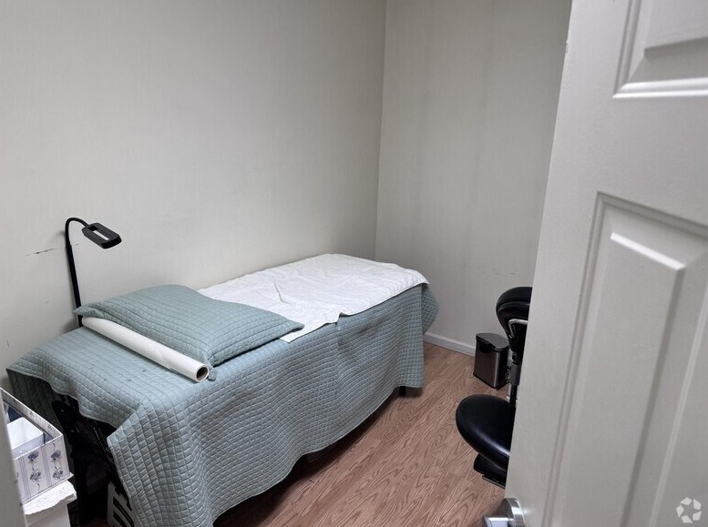 More Photos Of 873 N Larrabee St, Chicago Apartments For Sale