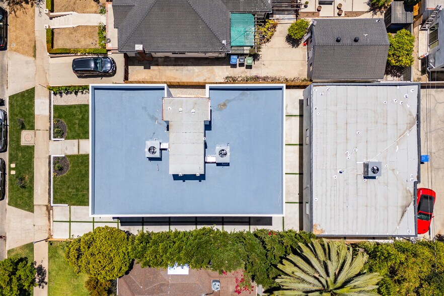 More Photos Of 1557 S Ogden Dr, Los Angeles Apartments For Sale