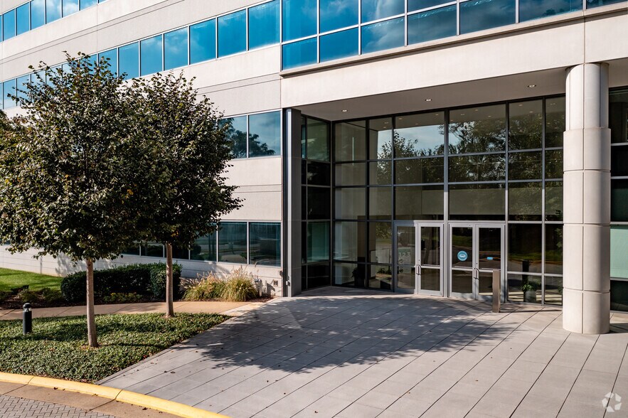 More Photos Of 2001 Edmund Halley Dr, Reston Unknown For Lease