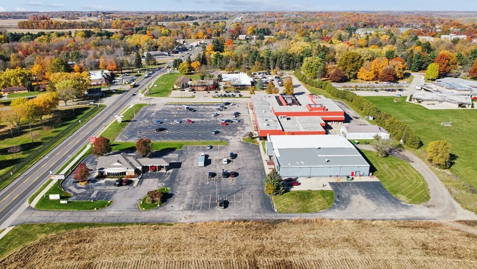 More Photos Of 9091-9099 Old Us Highway 31, Berrien Springs Freestanding For Sale