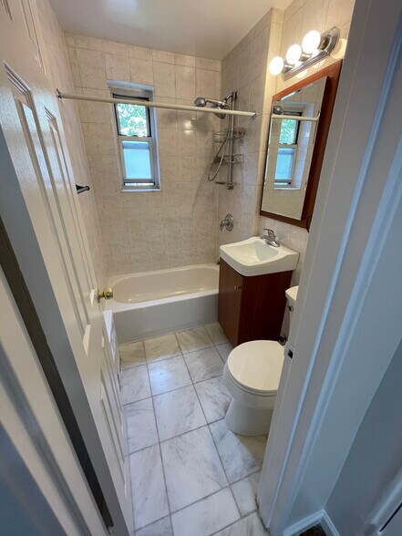 More Photos Of 4014 191st St, Flushing Apartments For Sale