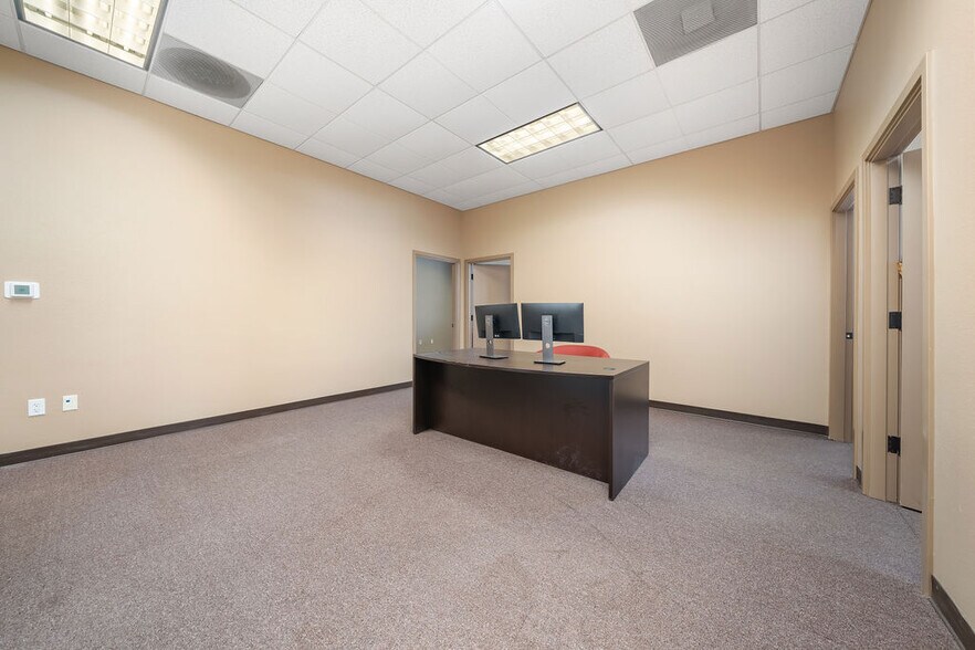 More Photos Of 104 Gateway Center Dr, Paso Robles Office Residential For Lease