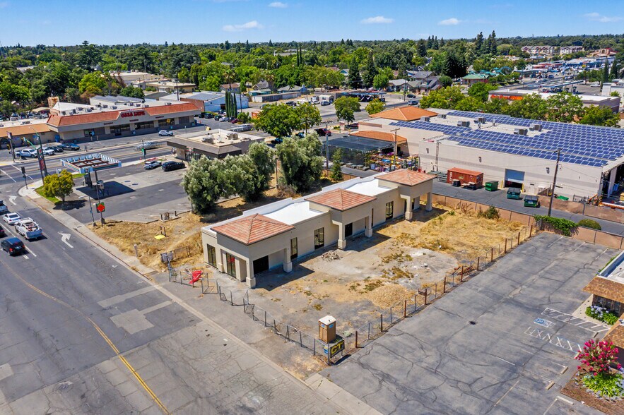 More Photos Of 21 E Gridley Rd, Gridley Office For Sale
