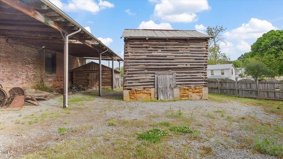 More Photos Of 306 W Main St, South Hill Office Residential For Sale