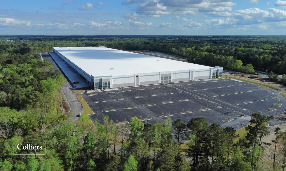 More Photos Of 8000 Palmetto Commerce Pky, Ladson Distribution For Lease